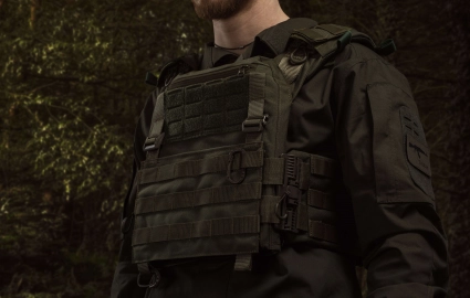 Які плитоноски носять військові?