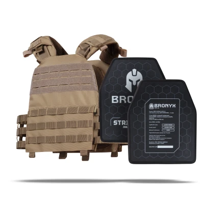 Бронежилет 4 класу (M.V.P.). Вага 5.3 кг. Керамічні плити 2.2 кг. Койот