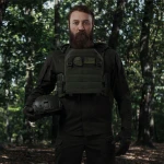 Бронежилет увеличенный 3-го класса (PRO) XL. Вес 4.3 кг. Полиэтиленовые плиты 1.77 кг. Олива 2