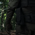 Двойной закрытый подсумок с клапаном под магазины АК/АR. Черный 7