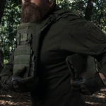 Бронежилет збільшений 3 класу (PRO) L. Вага 3.4 кг. Поліетиленові плити 1.14 кг. Олива 7