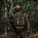 Одинарний закритий підсумок з клапаном під магазин АК/АR. Мультикам. 8