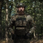 Збільшений бронежилет 4 класу (PRO). Вага 9.7 кг. Сталеві бронеплити 4.5 кг. Мультикам 5