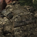 Бронежилет 3 рівня NIJ (PRO). Вага 2.2 кг. Поліетиленові плити PGD-S-LW-ICW+ SAPI 0.85 кг. Піксель (мм-14) 9